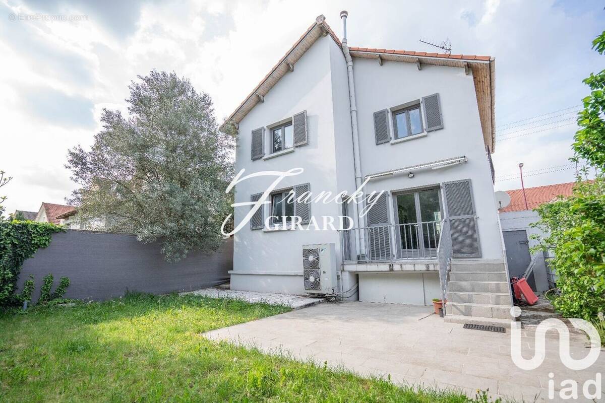 Photo 1 - Maison à GONESSE