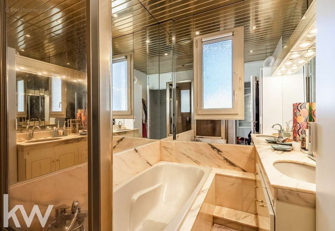 Appartement à LYON-7E