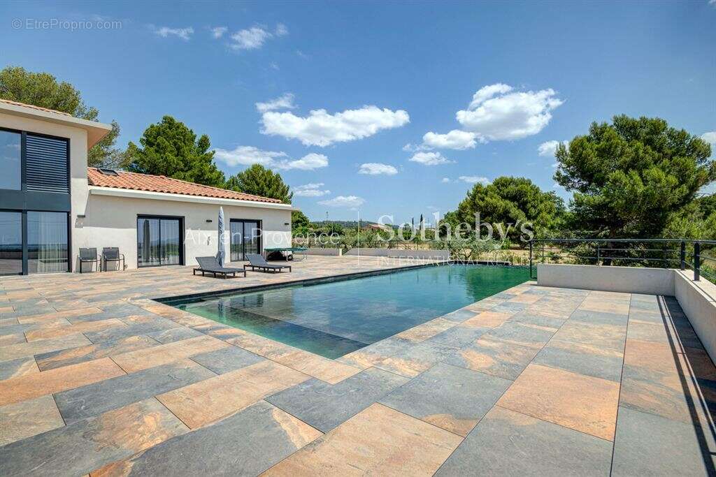 Maison à AIX-EN-PROVENCE