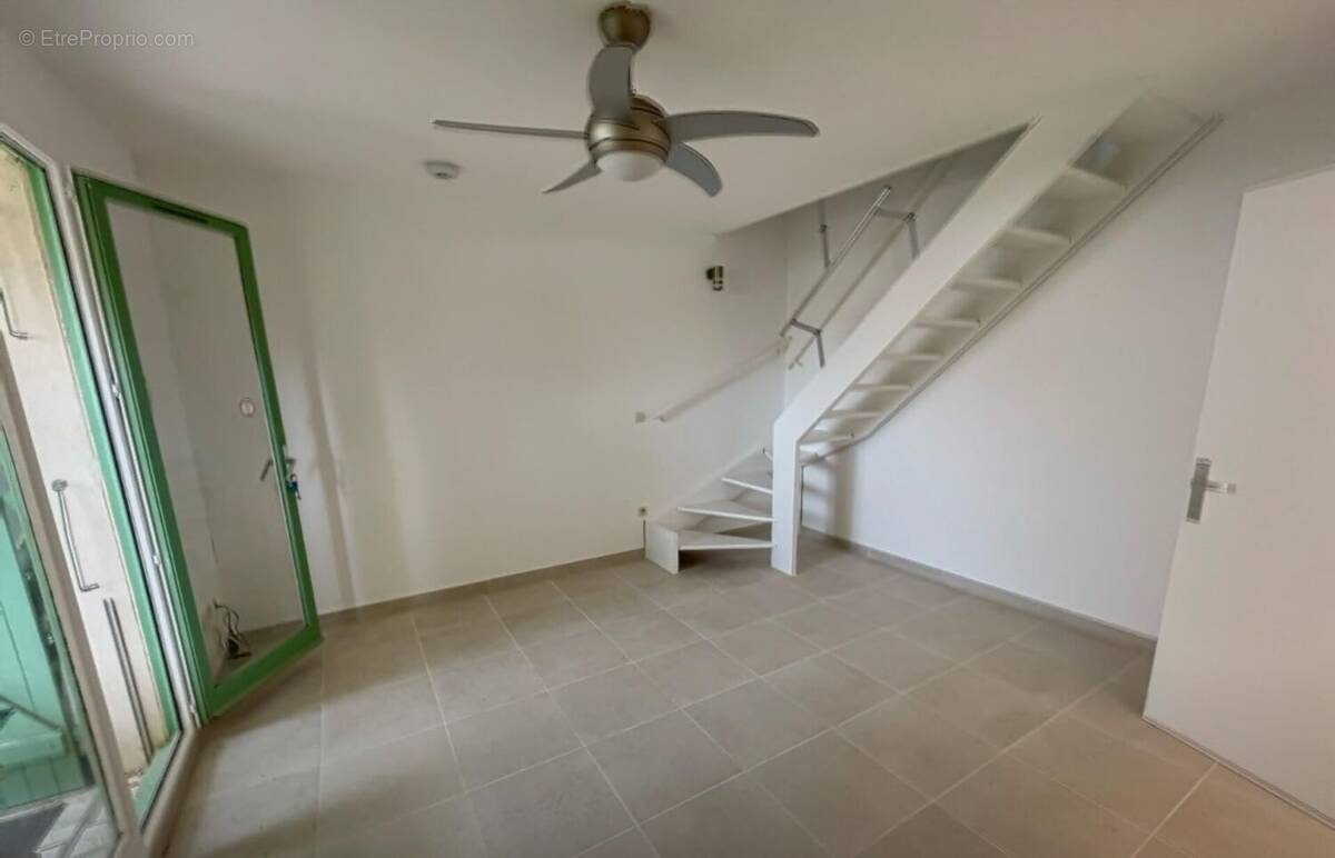 Photo 1 - Maison à LA LONDE-LES-MAURES