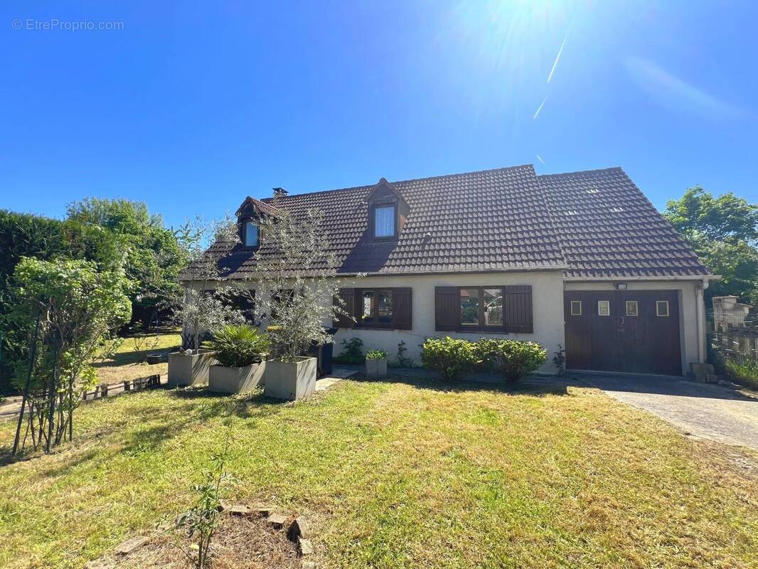 Maison à ROISSY-EN-BRIE