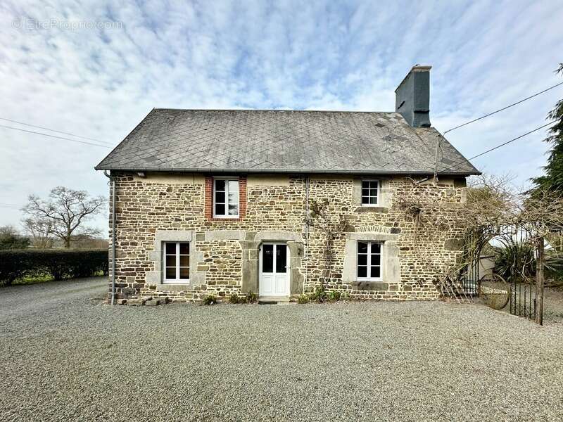 Maison à PERCY