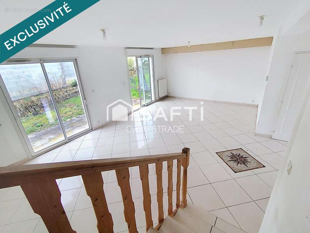 Photo 6 - Maison à SAINT-PAUL-EN-JAREZ
