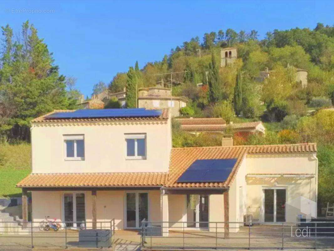 Maison à MONTELIMAR