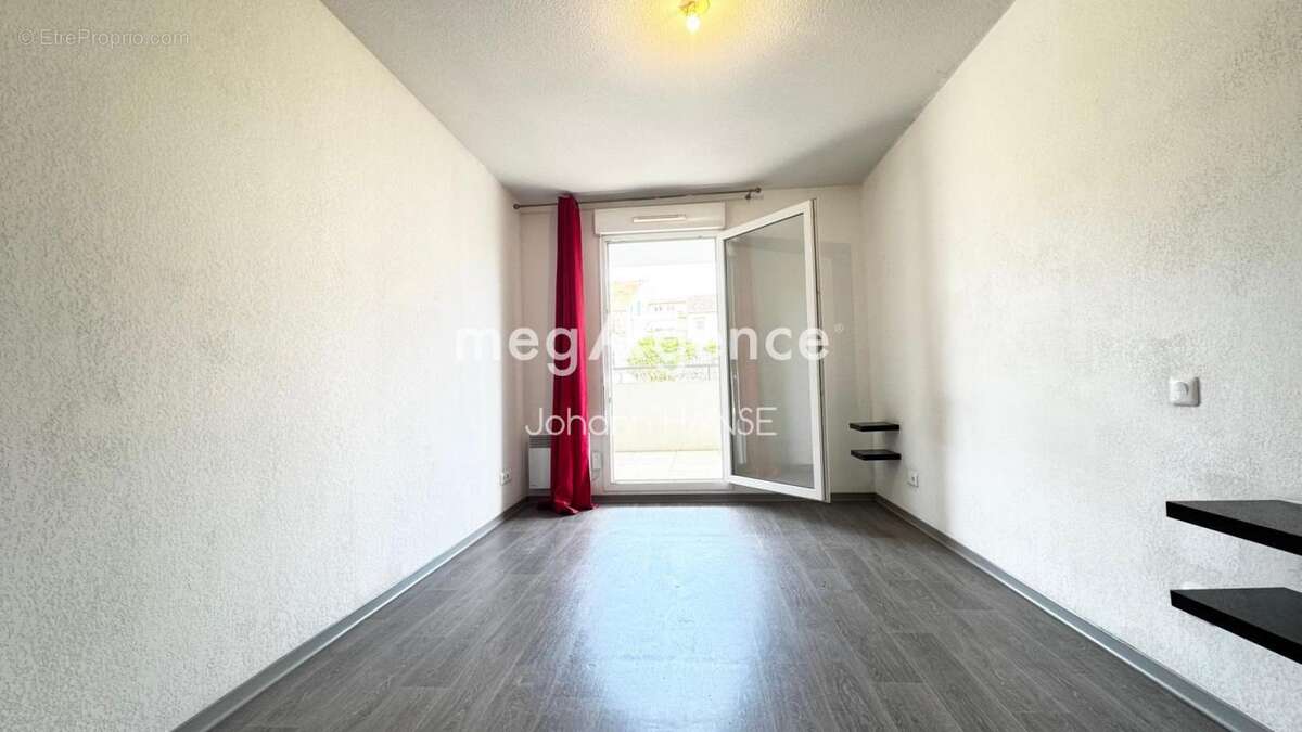 Appartement à PUGET-SUR-ARGENS