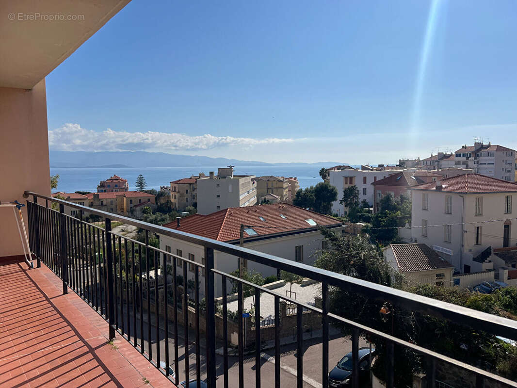 Appartement à AJACCIO