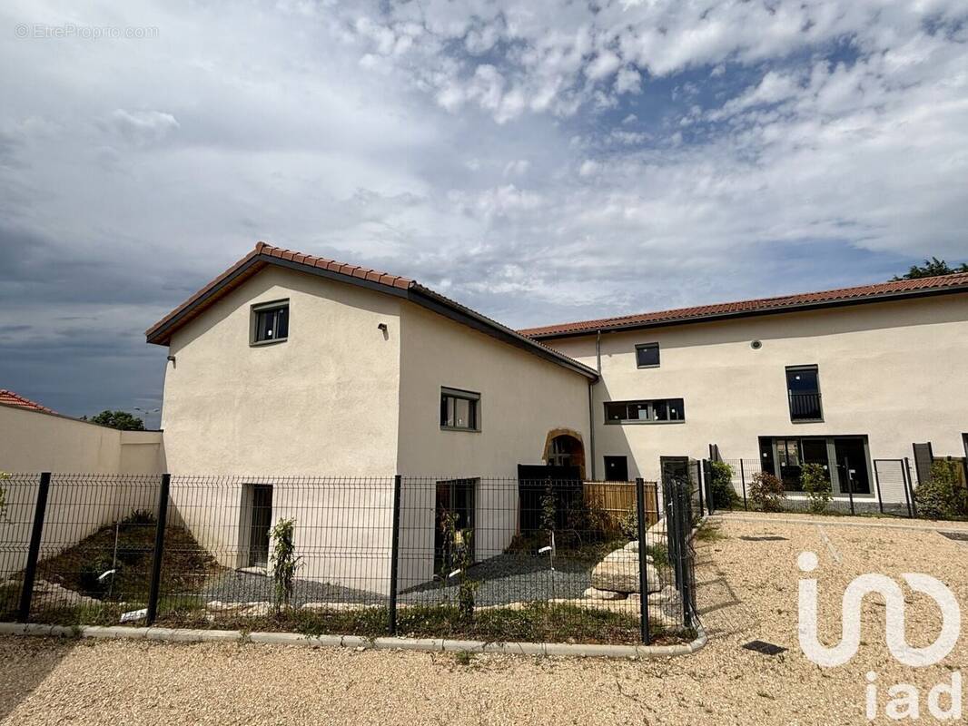 Photo 1 - Appartement à LENTILLY