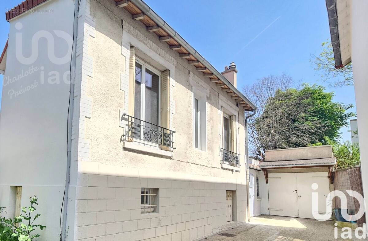 Photo 1 - Maison à LA COURNEUVE