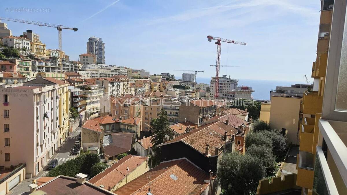 Appartement à BEAUSOLEIL