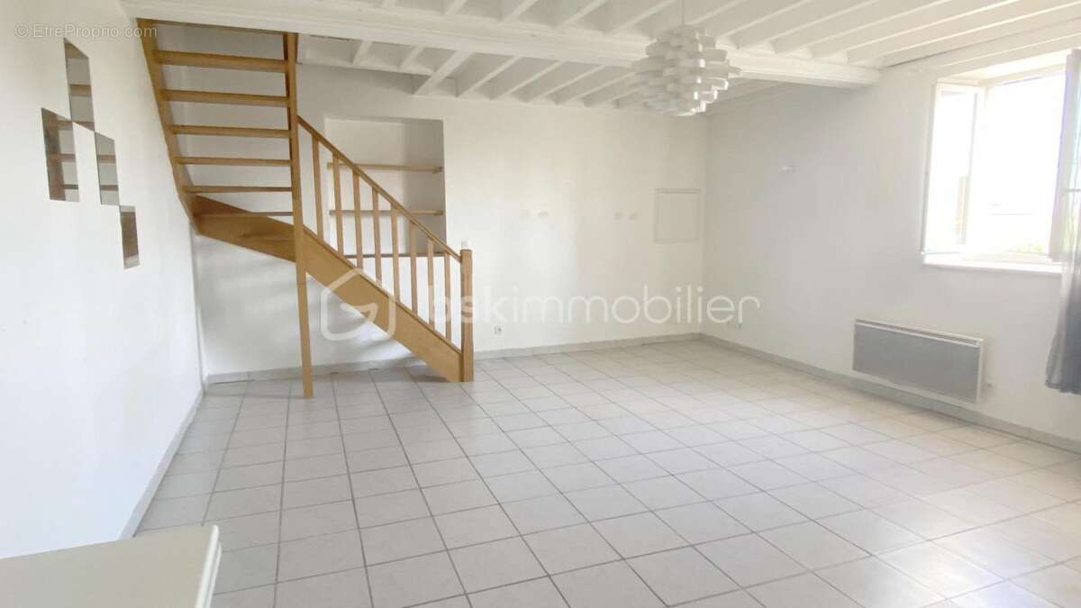 Appartement à CRAPONNE