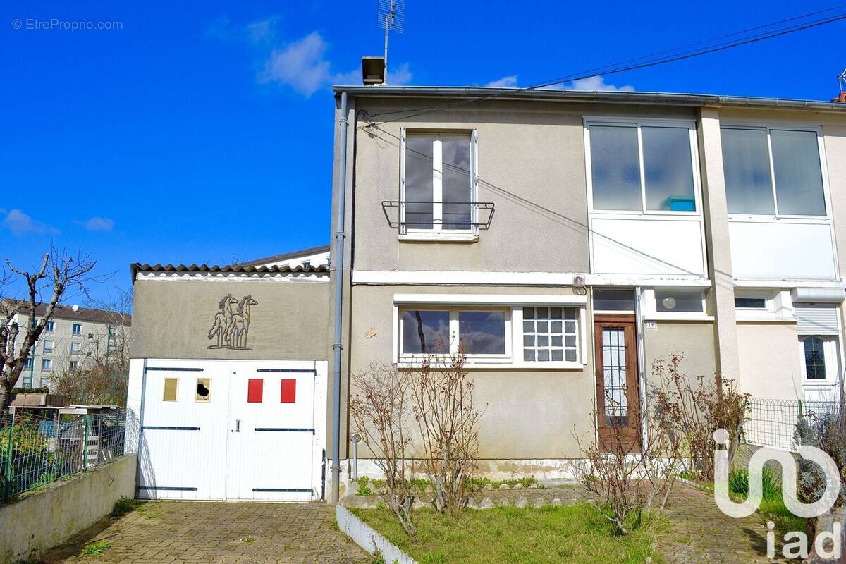 Photo 1 - Maison à LE BLANC