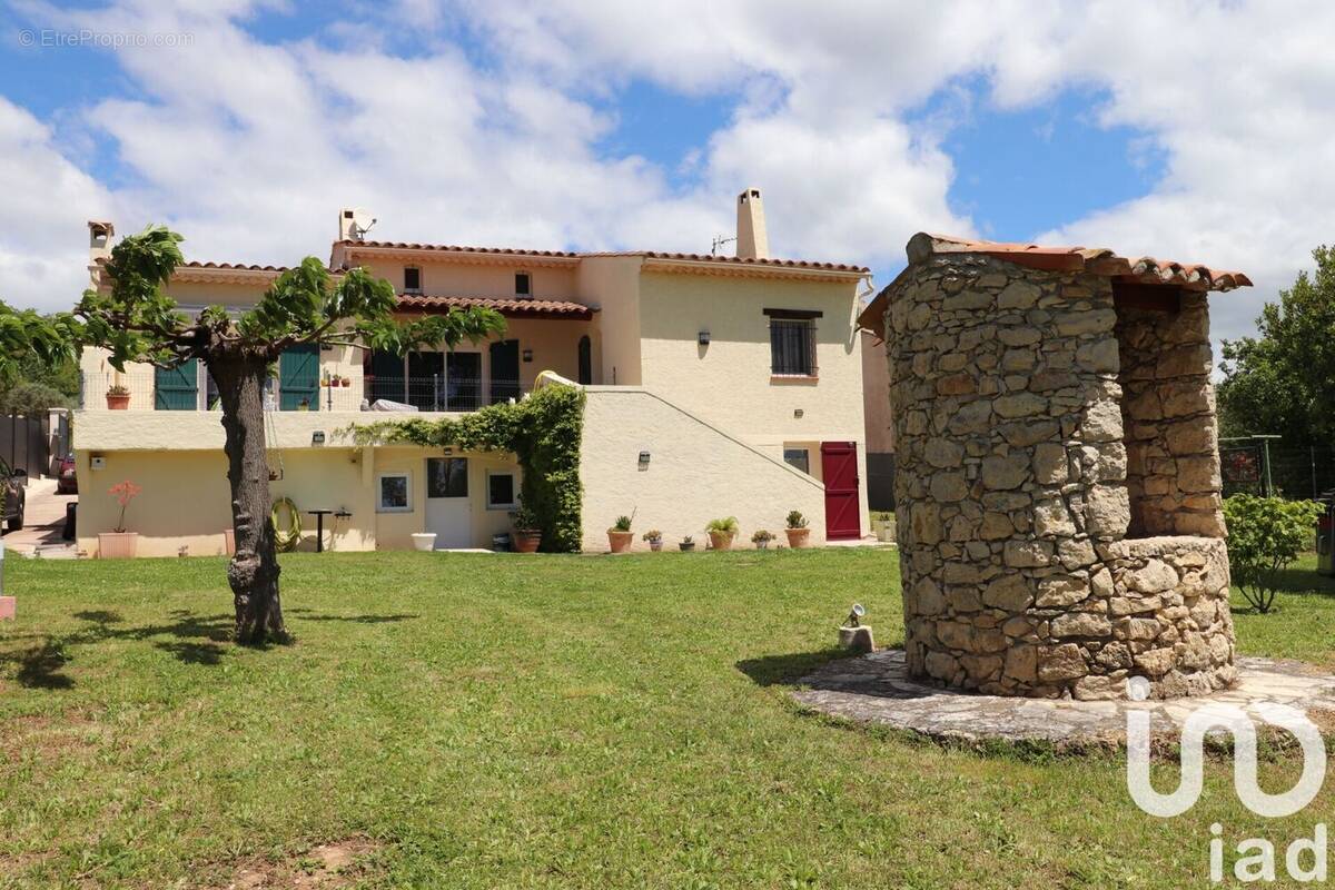 Photo 1 - Maison à REGUSSE