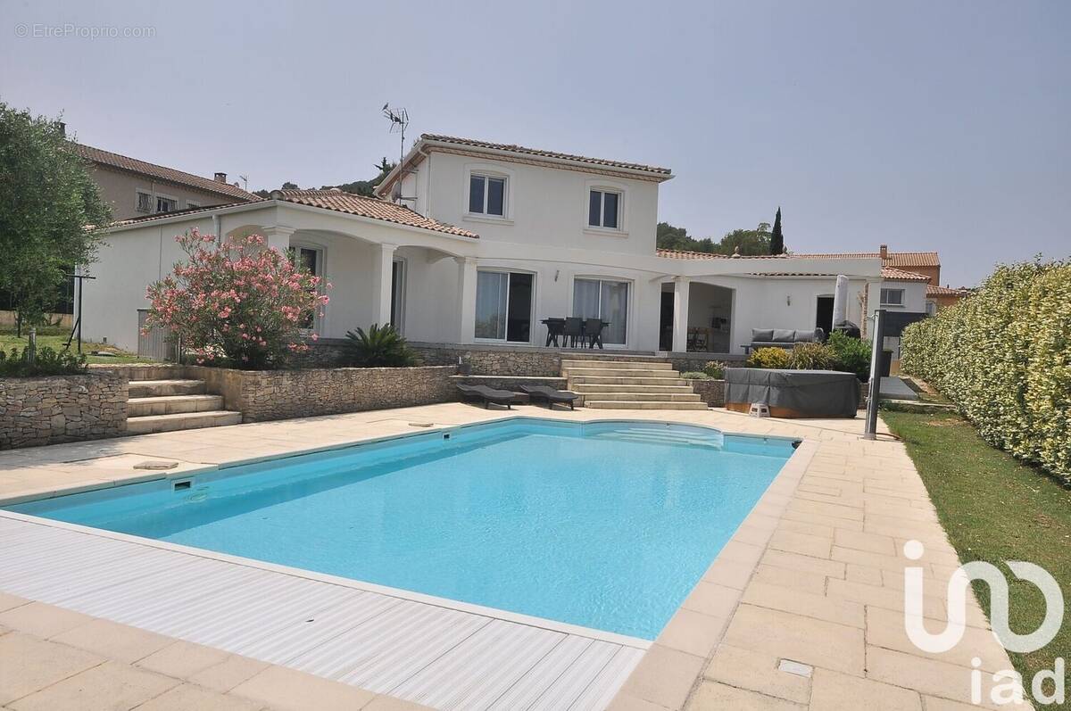 Photo 1 - Maison à LANGLADE