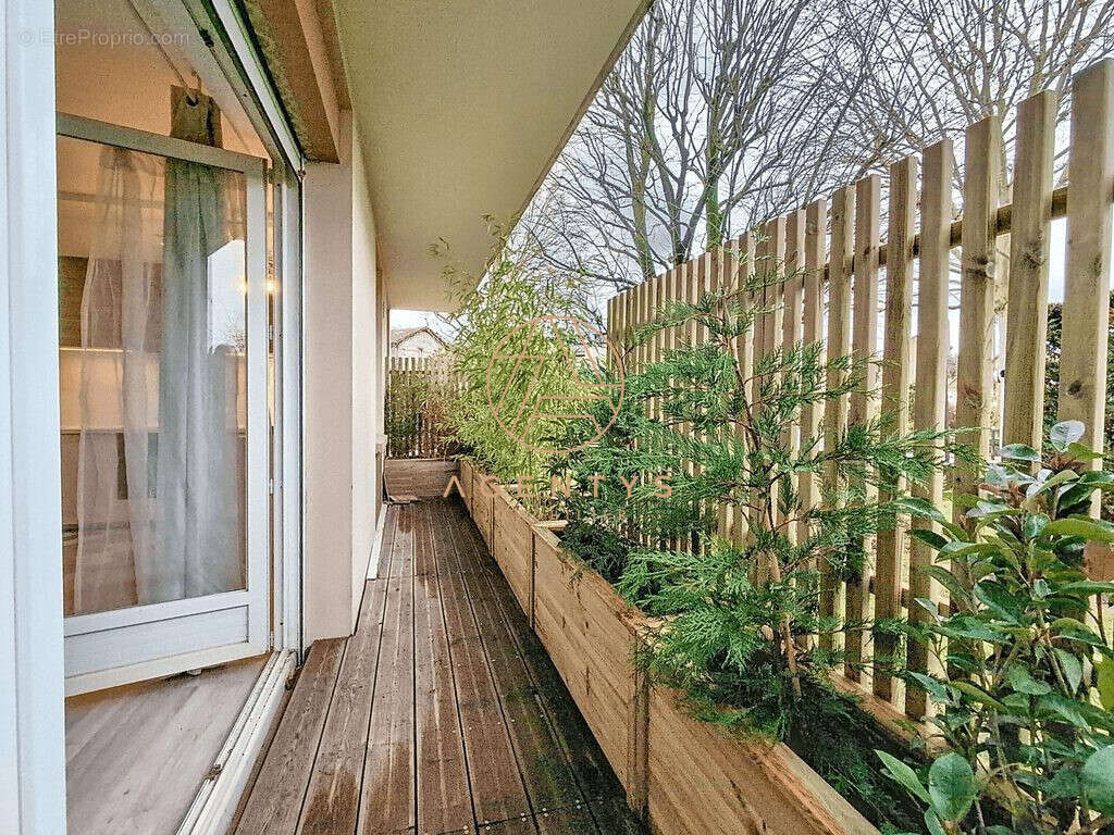 Appartement à SAINT-MAUR-DES-FOSSES