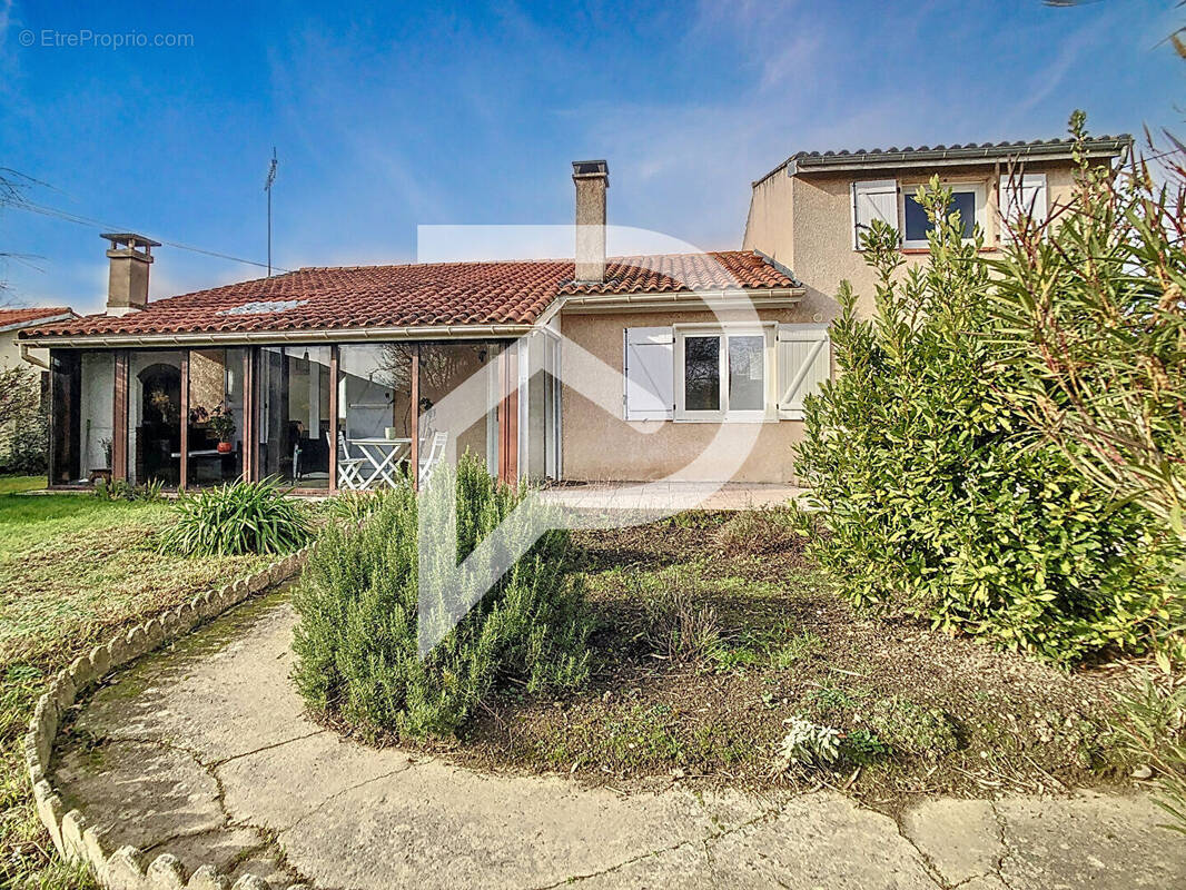 Maison à LABASTIDETTE