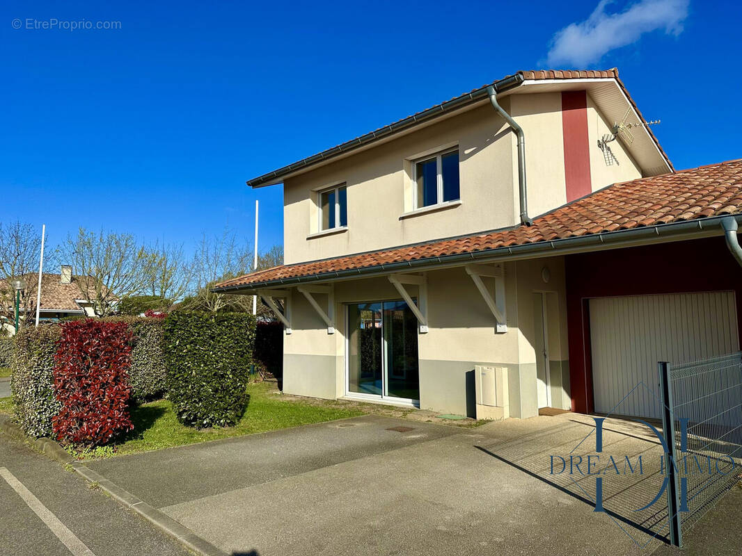 Maison à SOUSTONS