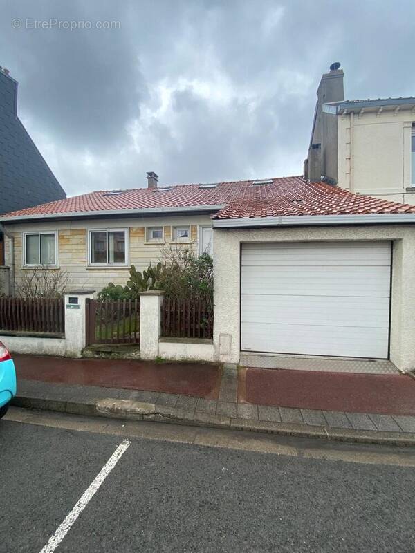 Maison à CALAIS