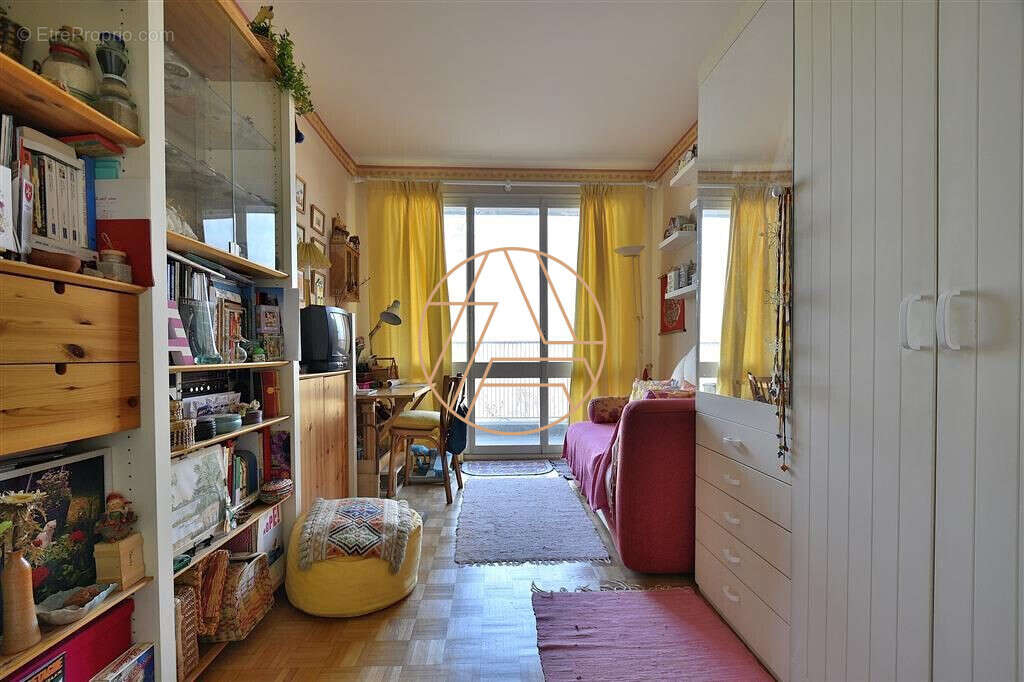 Appartement à SAINT-MAUR-DES-FOSSES