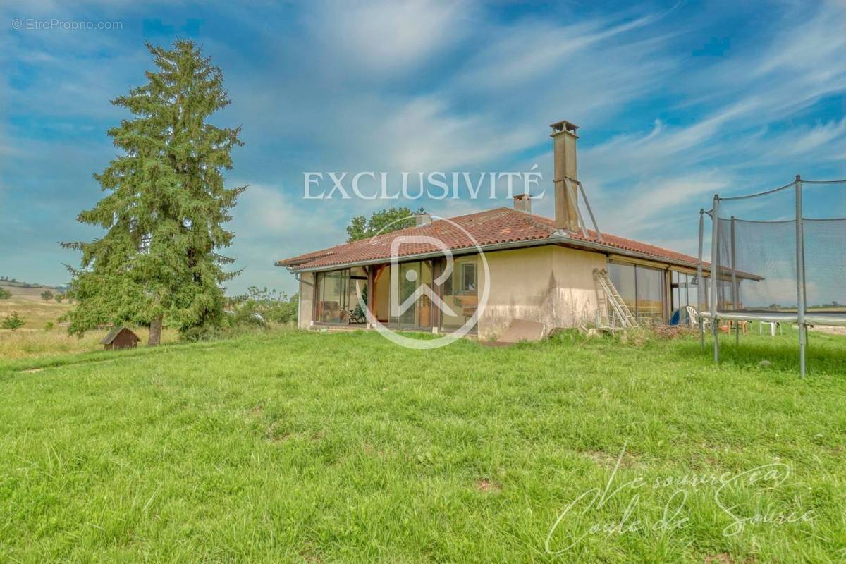 EXLUSIVITE - Maison à BEAUMONT-DE-LOMAGNE