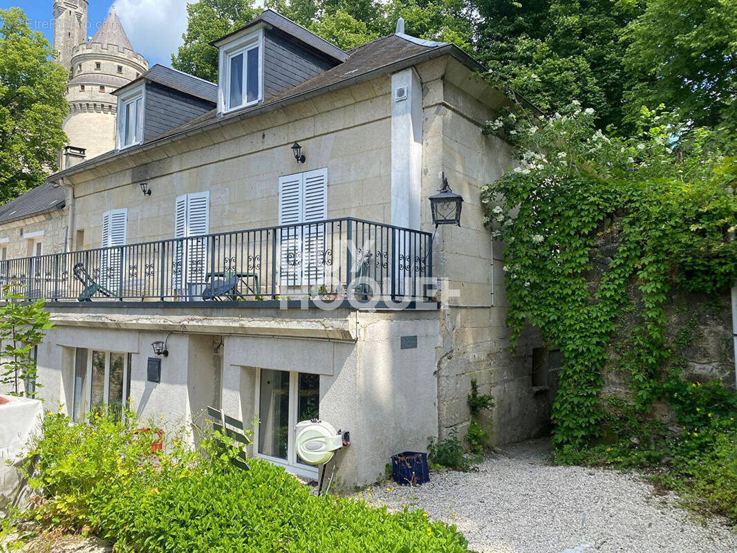 Appartement à PIERREFONDS