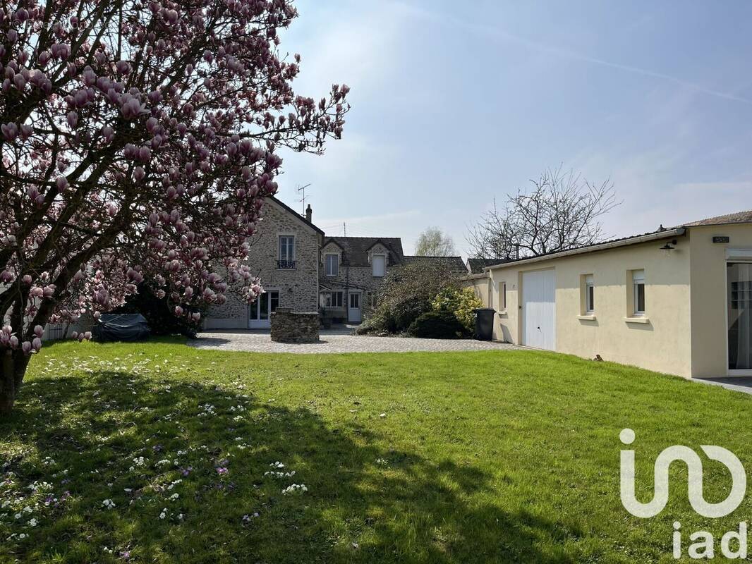 Photo 1 - Maison à MAROLLES-EN-HUREPOIX