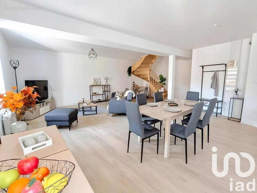 Photo 1 - Appartement à SAINT-LAURENT-DE-CHAMOUSSET