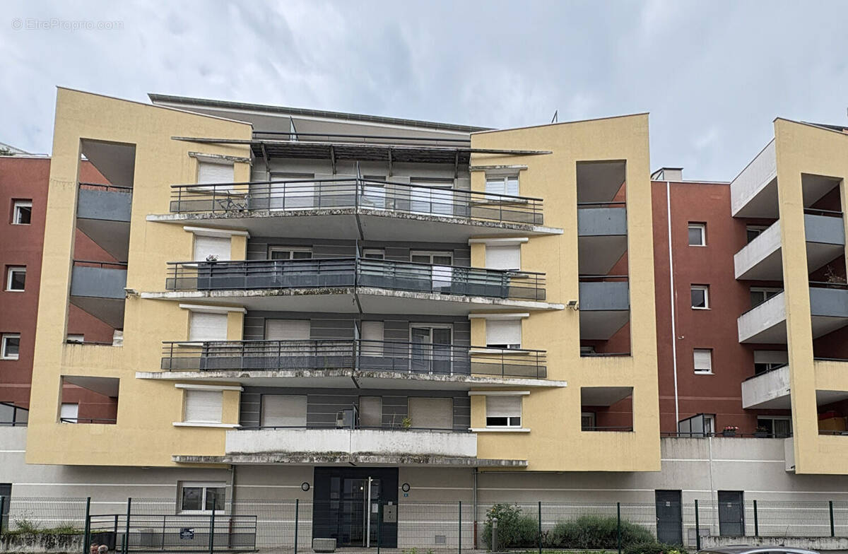 Appartement à BELLEGARDE-SUR-VALSERINE