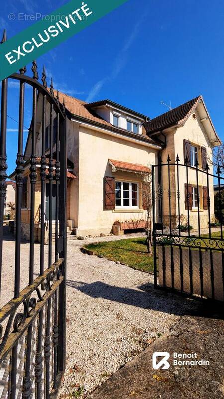 Photo 1 - Maison à VALENTIGNEY