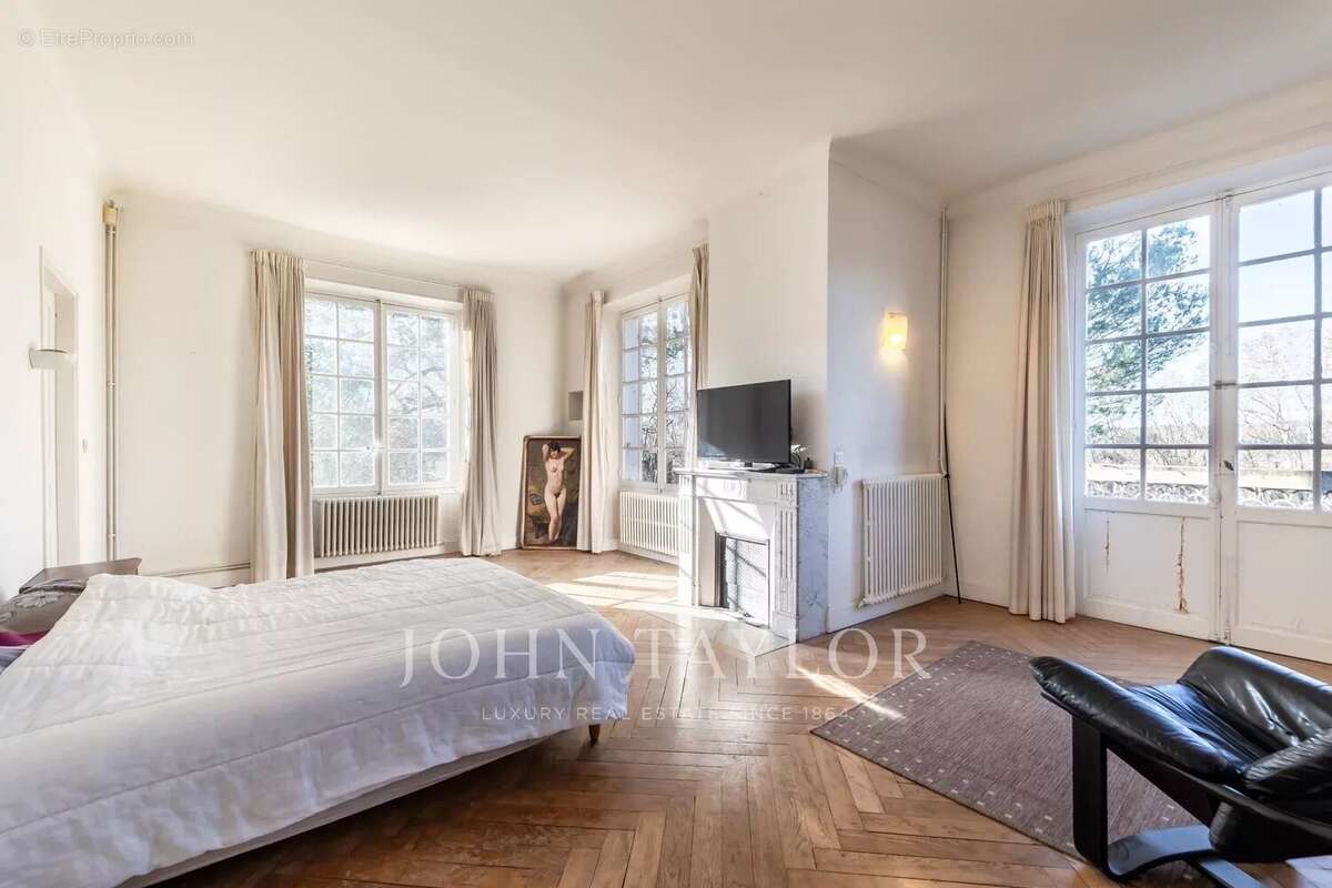 Maison à FONTAINE-DE-VAUCLUSE
