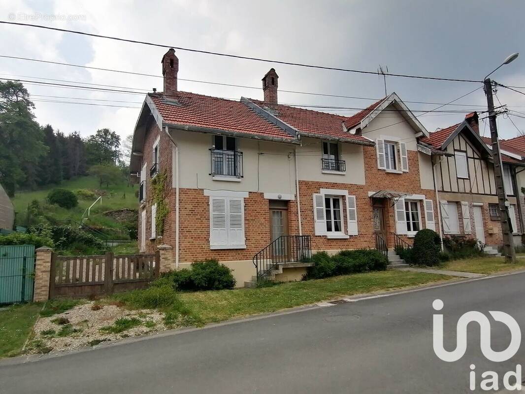 Photo 1 - Maison à VOUZIERS