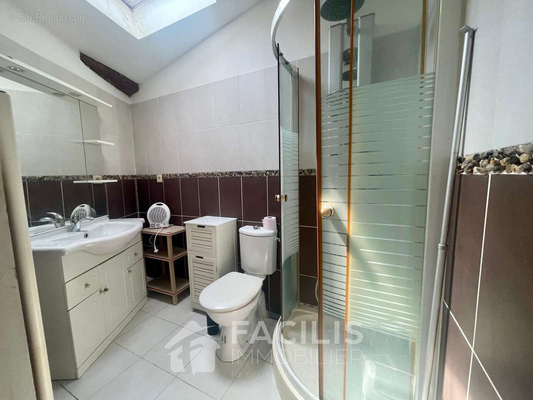 Appartement à LORGUES