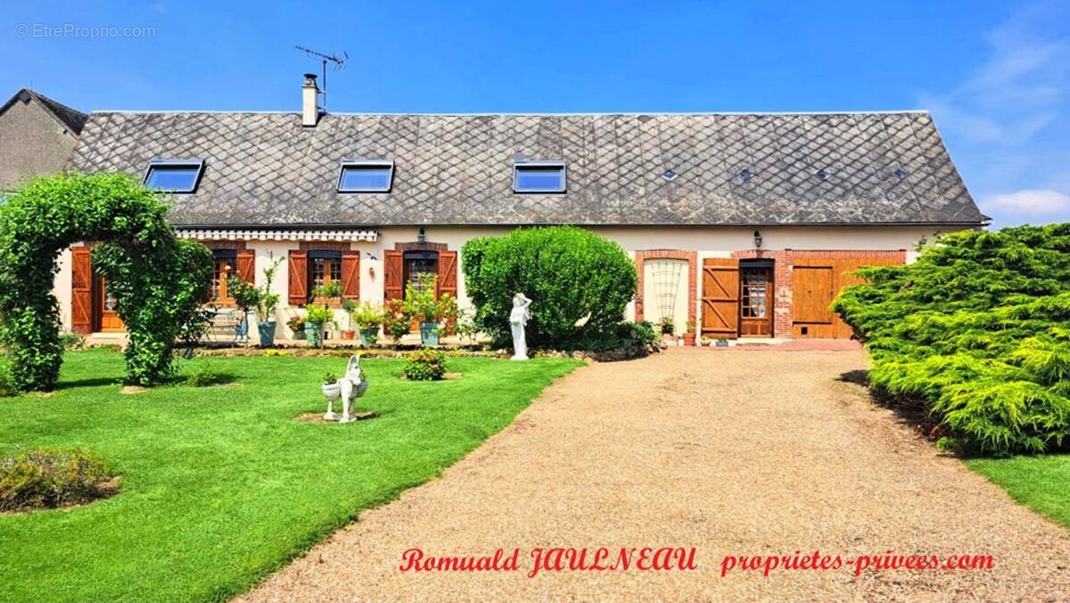 Maison à CHATEAUNEUF-EN-THYMERAIS