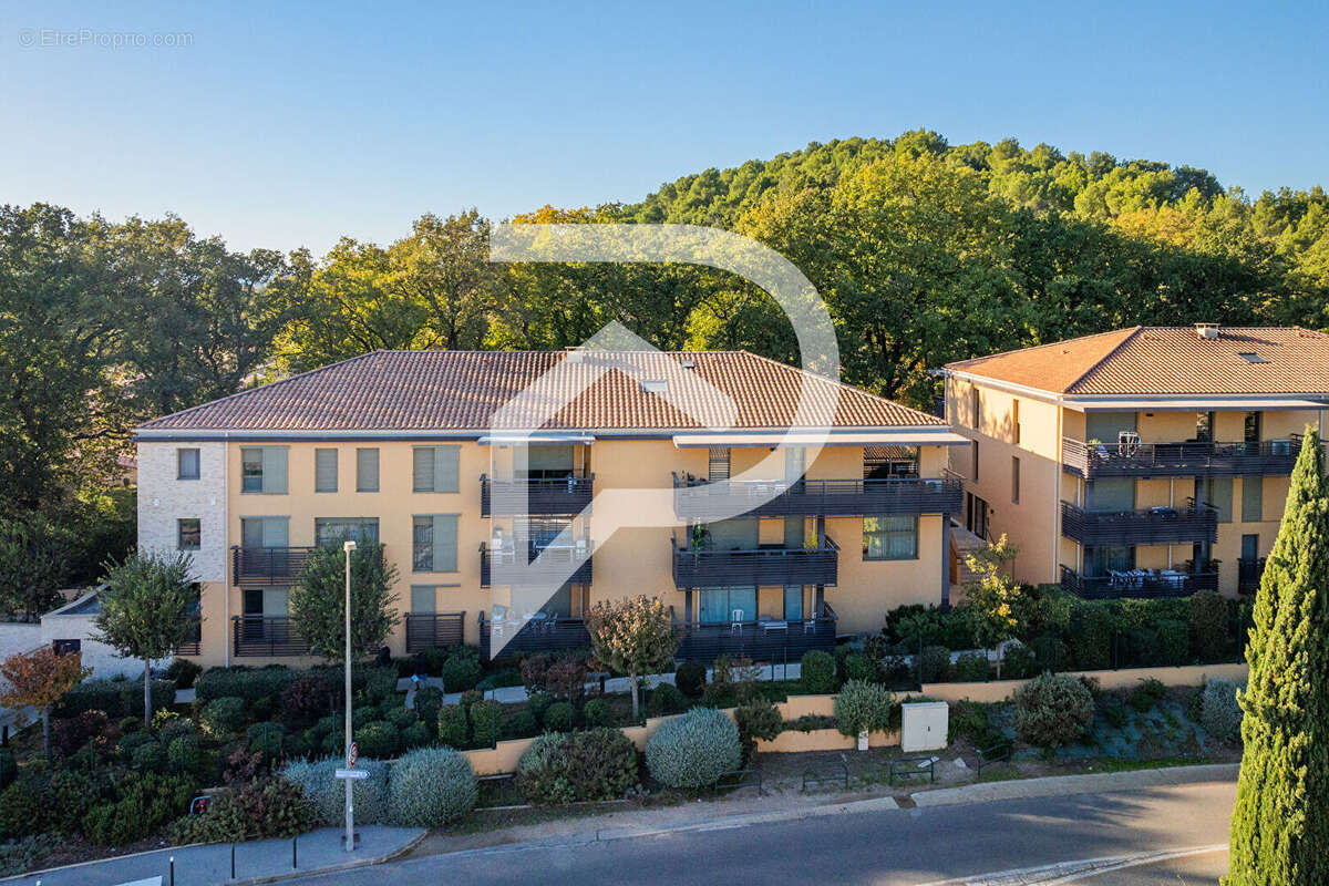 Appartement à ARLES