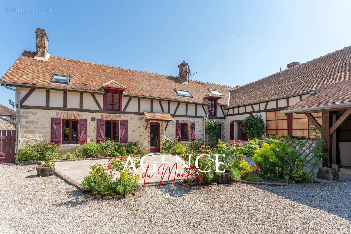 Maison à DONNEMARIE-DONTILLY