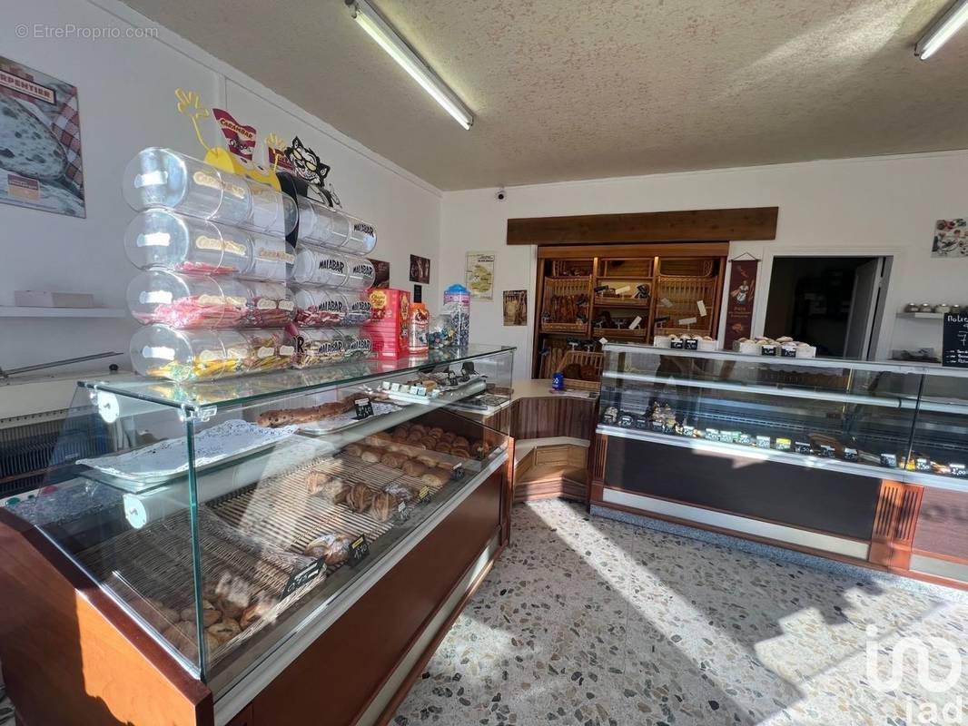 Photo 1 - Commerce à SOURDUN