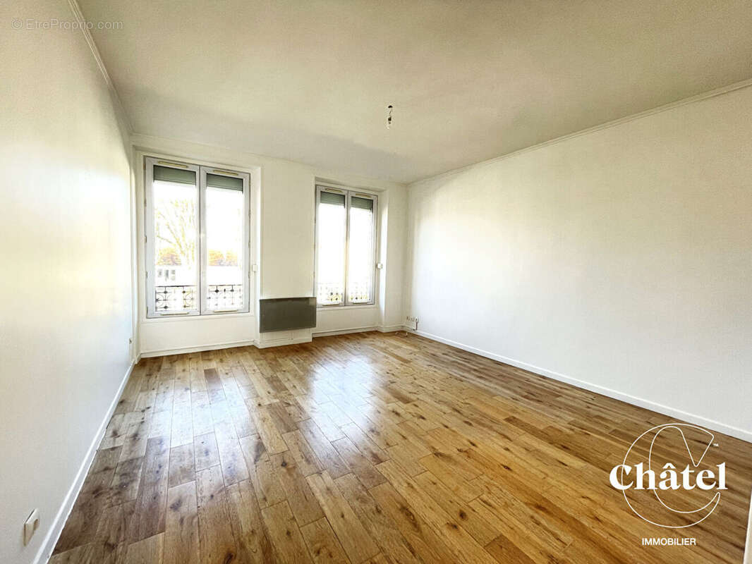 Appartement à LA CHAPELLE-EN-SERVAL