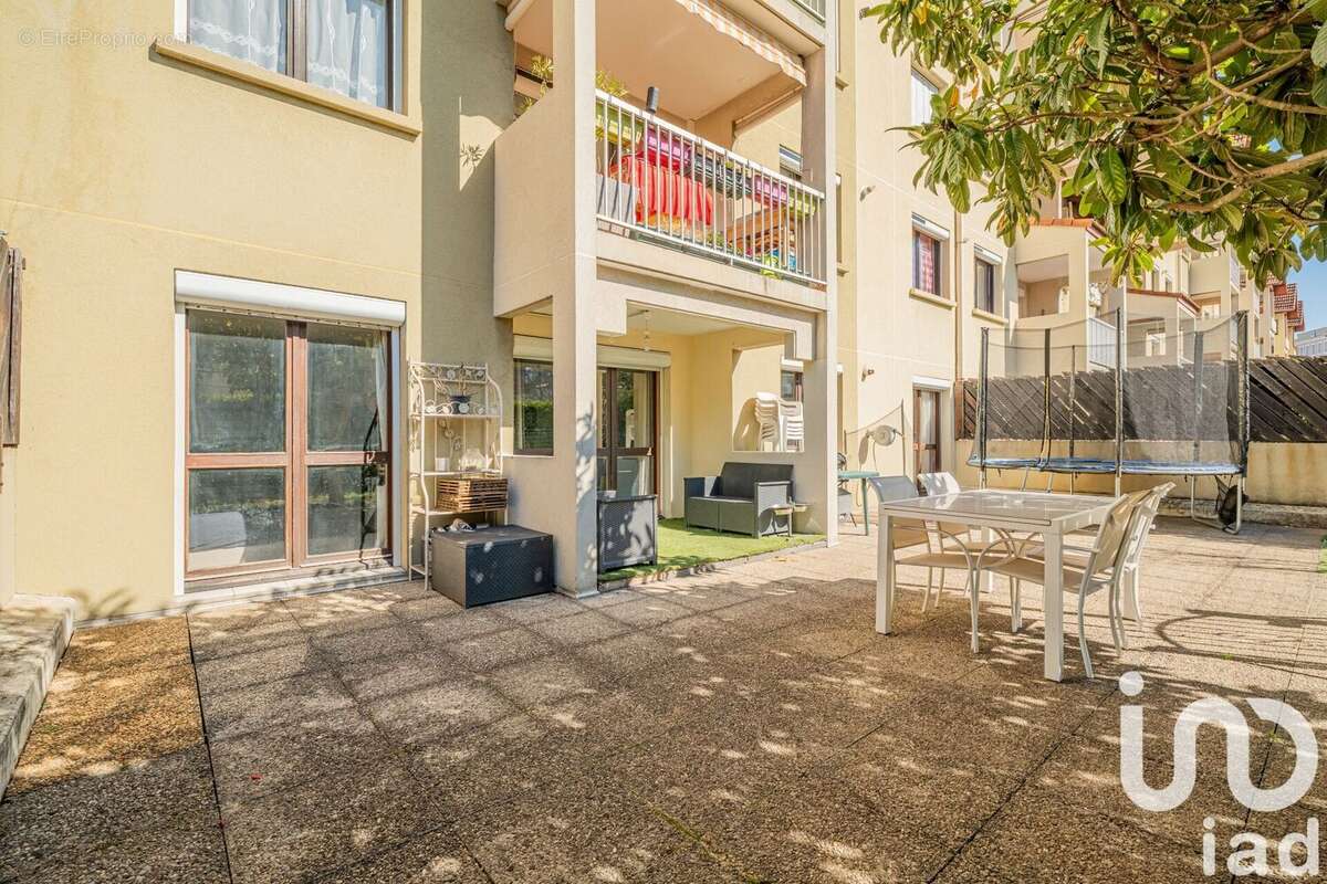 Photo 3 - Appartement à LE PONT-DE-CLAIX