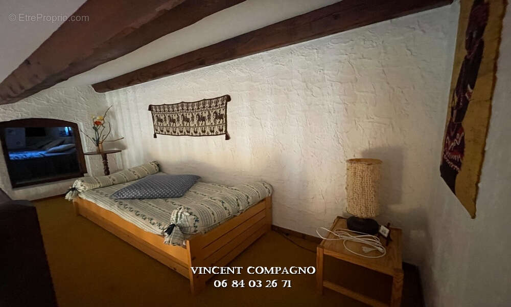Appartement à ESPARRON-DE-VERDON