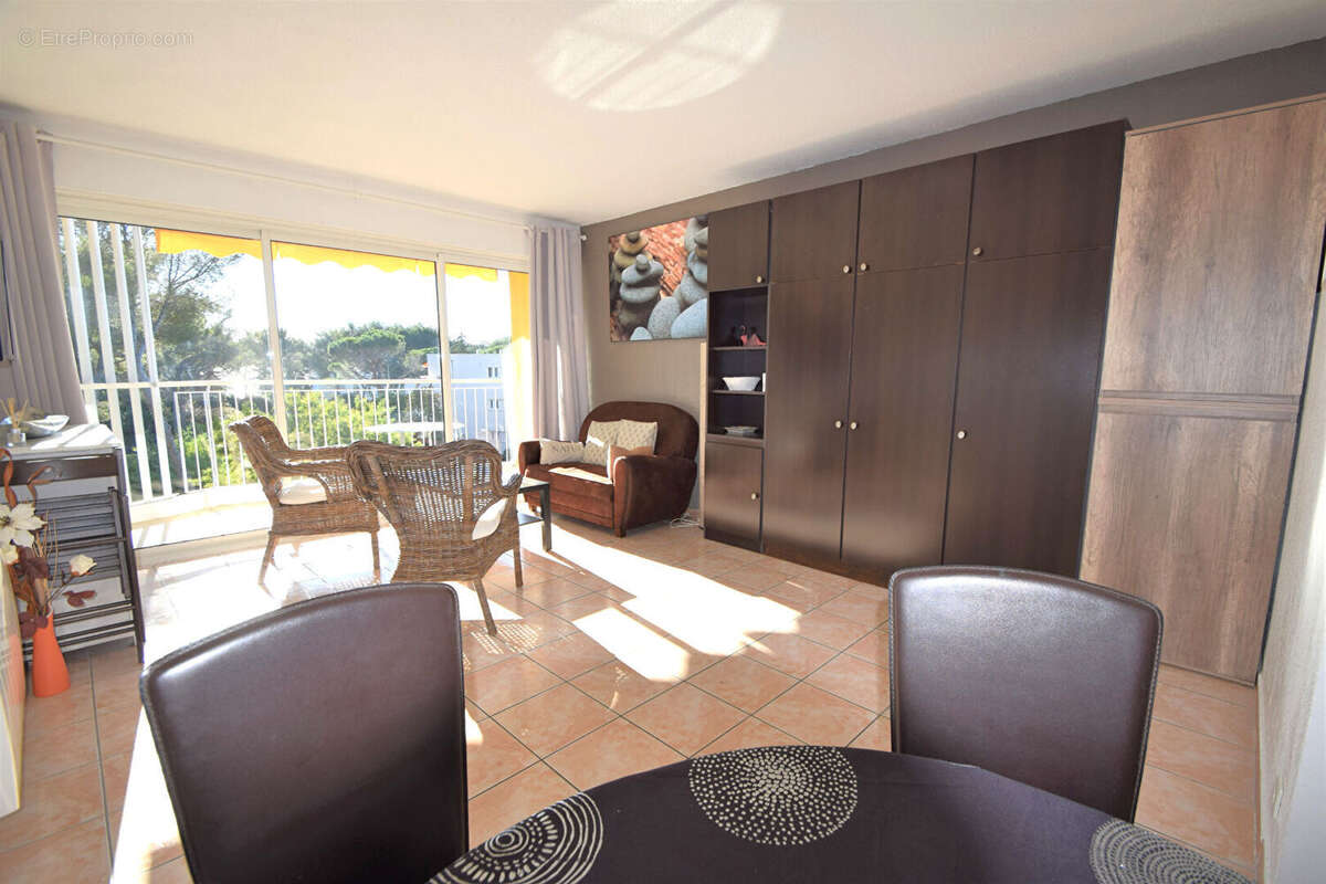 Appartement à SAINT-RAPHAEL