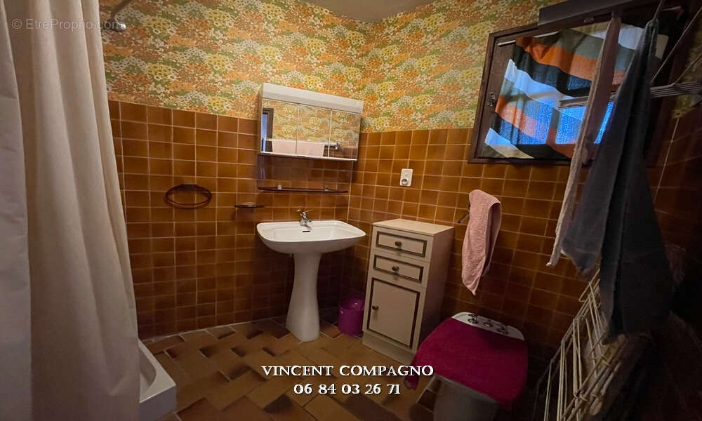 Appartement à ESPARRON-DE-VERDON