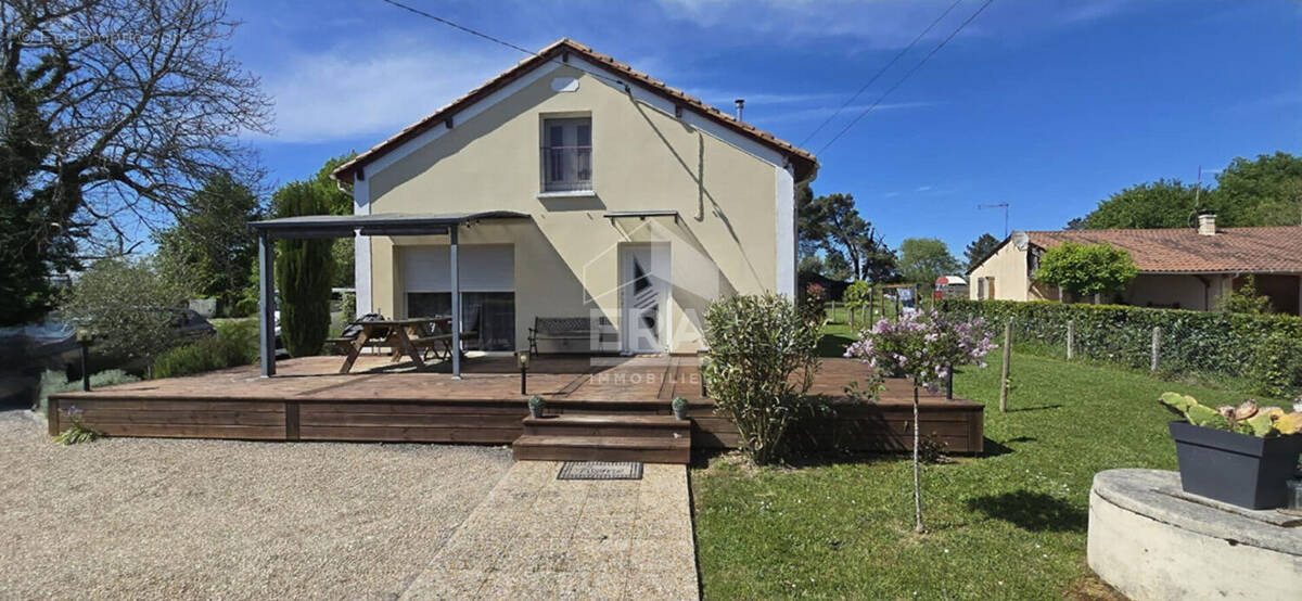Maison à MONTPON-MENESTEROL