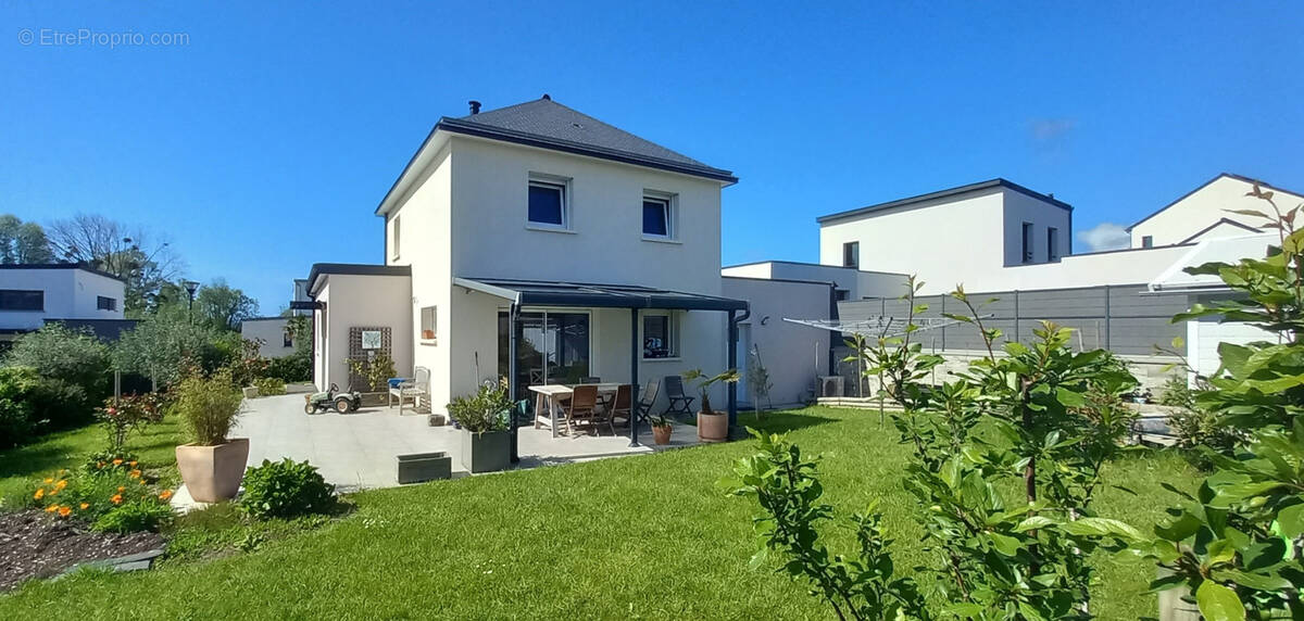 Maison à PLESSIX-BALISSON