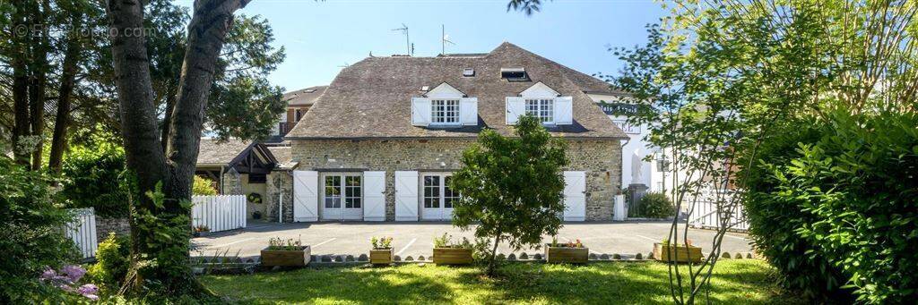 Maison à OLORON-SAINTE-MARIE