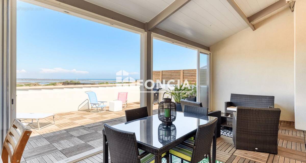 Appartement à FLEURY