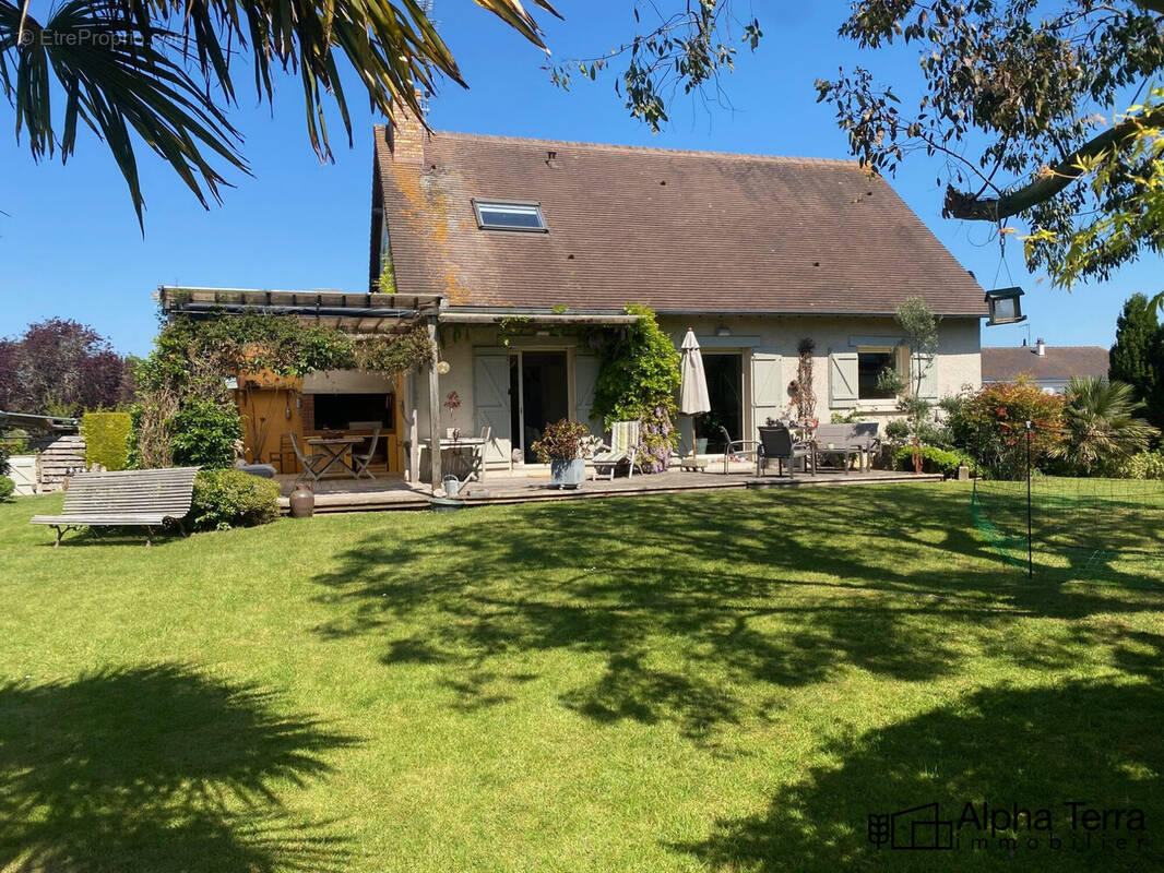 Maison à SAINT-AUBIN-D&#039;ARQUENAY