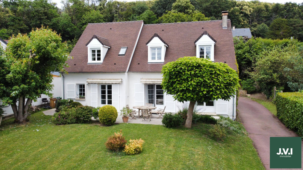 Maison à ANDILLY