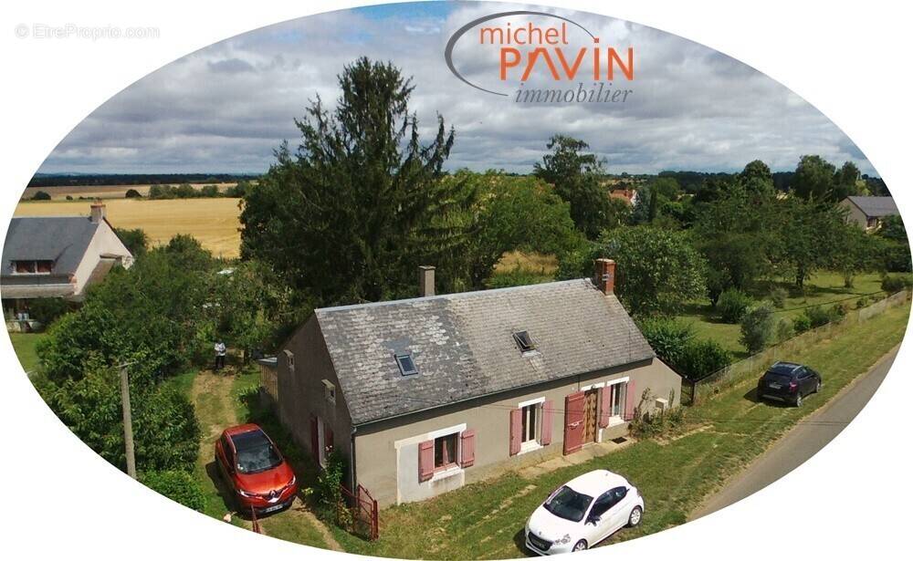 Maison à NERONDES