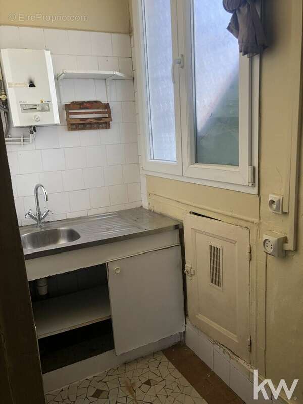Appartement à PARIS-10E