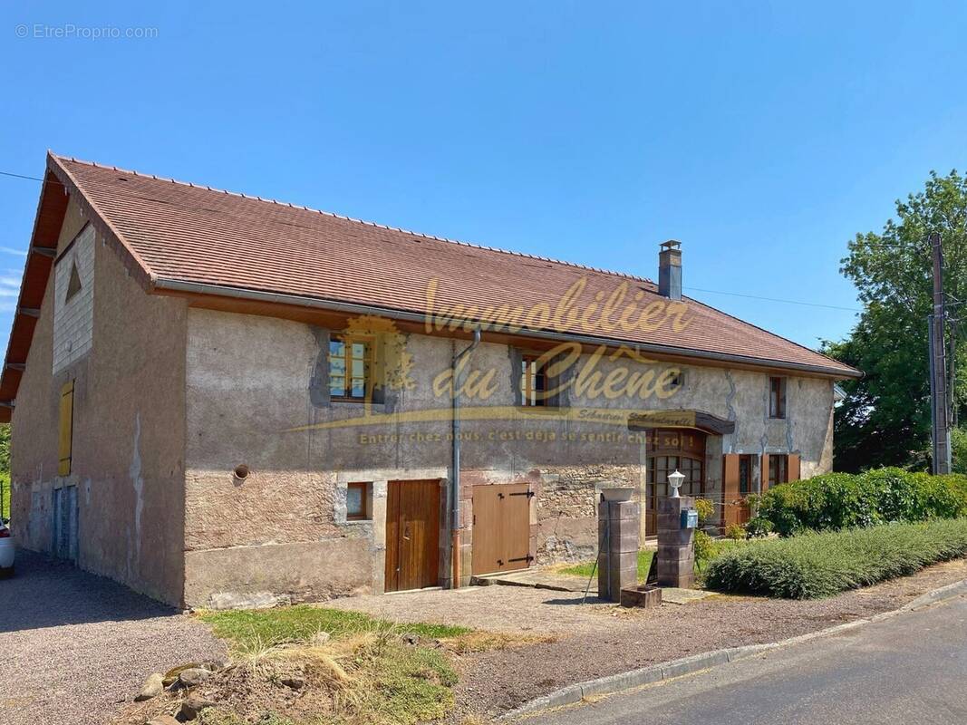 Maison à LUXEUIL-LES-BAINS