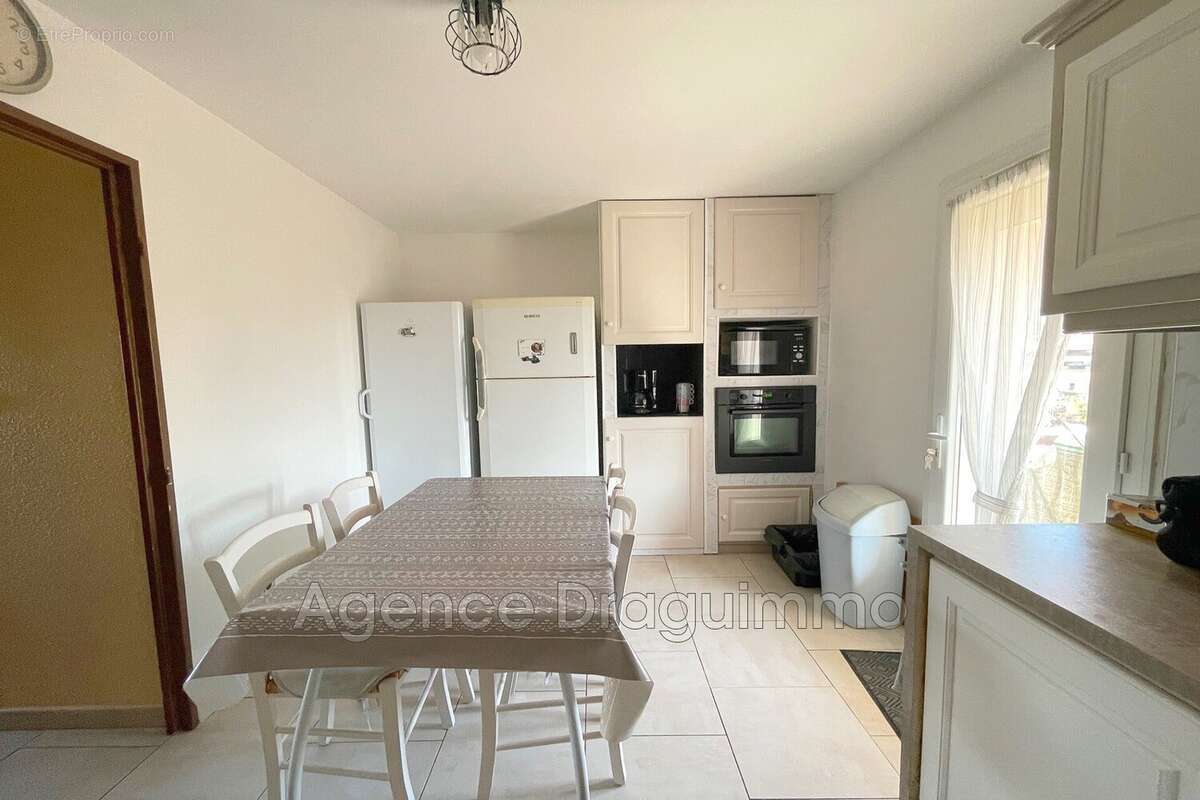 Appartement à DRAGUIGNAN